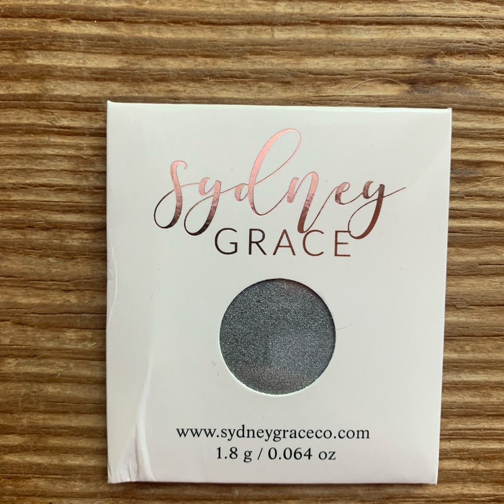 💰5/$25💰Sydney Grace June Lake Eyeshadow